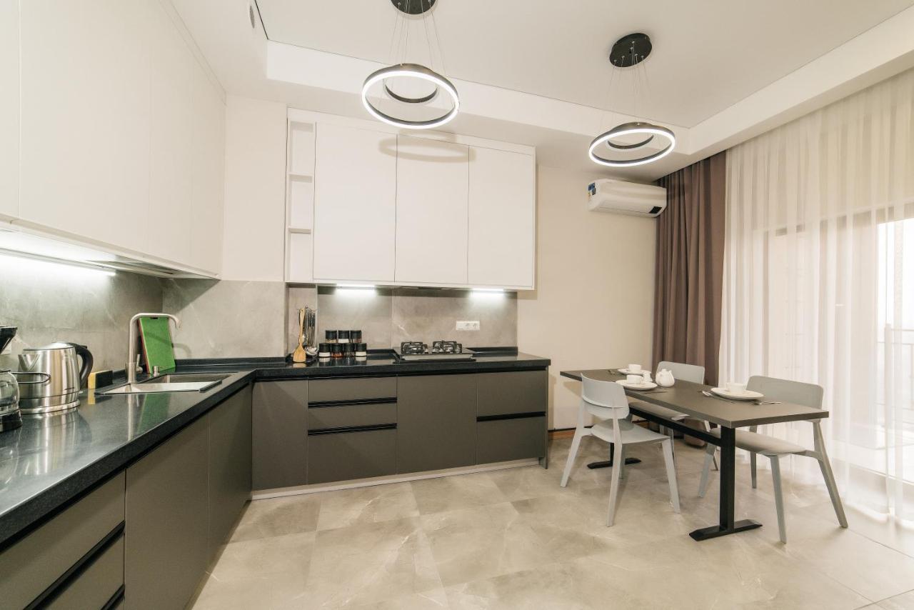 Solutel Apartments-353 Bischkek Exterior foto